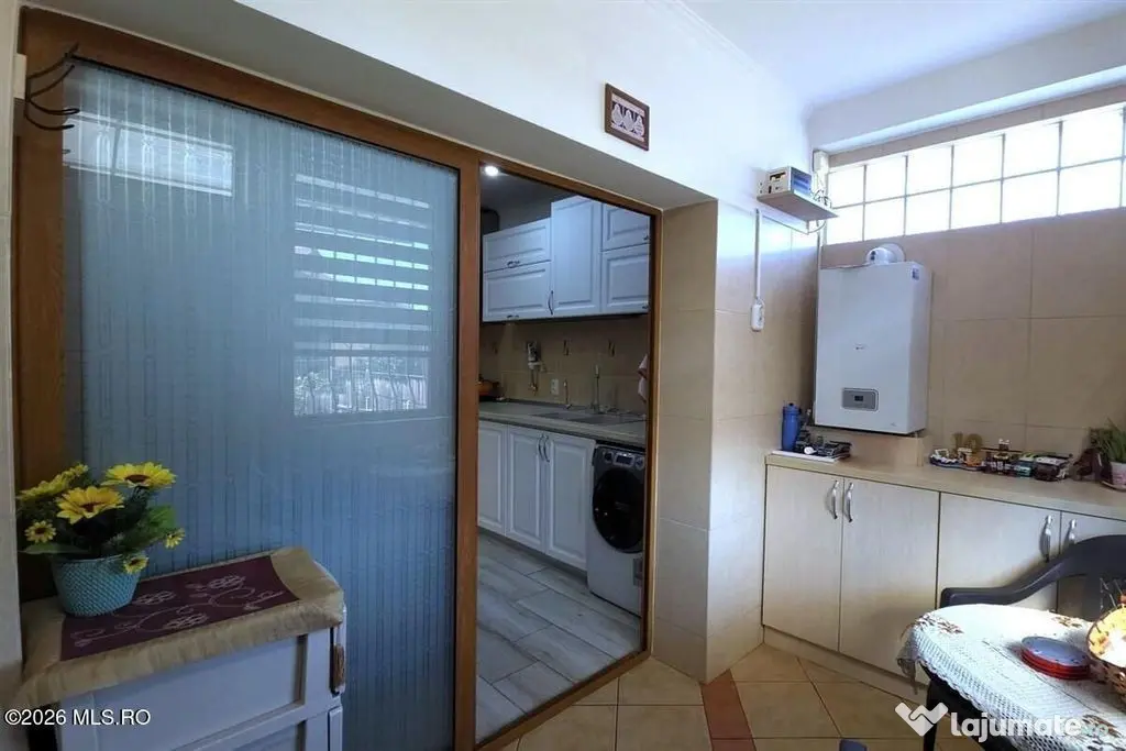 Techirghiol - Centru, casa tip duplex P+M, lot 293 mp si ... - Techirghiol (Constanta)