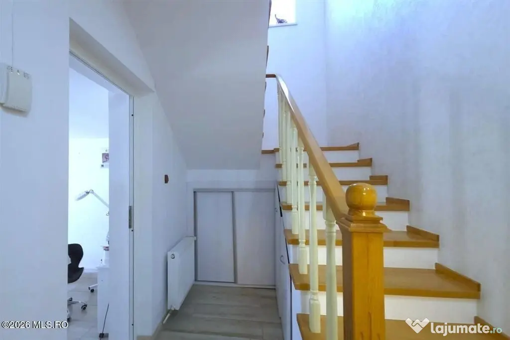 Techirghiol - Centru, casa tip duplex P+M, lot 293 mp si ... - Techirghiol (Constanta)