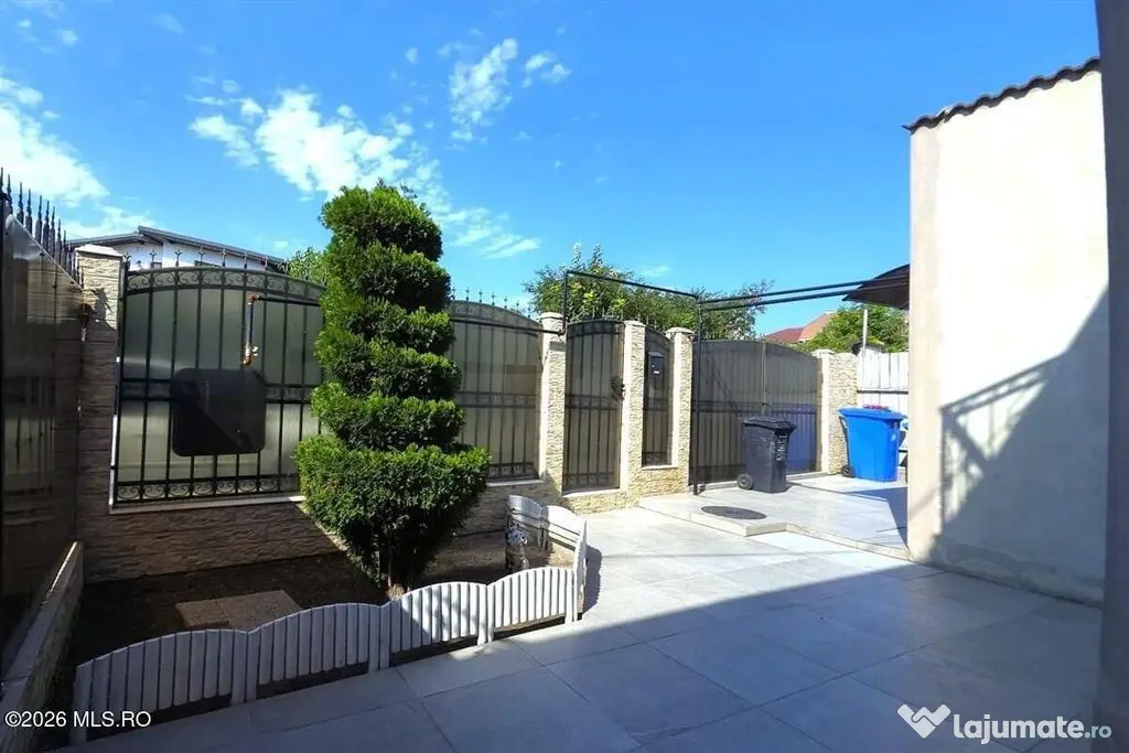 Techirghiol - Centru, casa tip duplex P+M, lot 293 mp si ... - Techirghiol (Constanta)