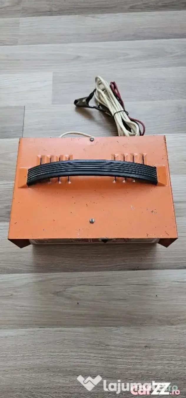 Redresor REDAC 625 pentru incarcare baterii de 6 si 12 V - Vatra Dornei (Suceava)