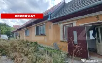 Casă de vânzare în Săcele – 4 camere, 2 intrări separ