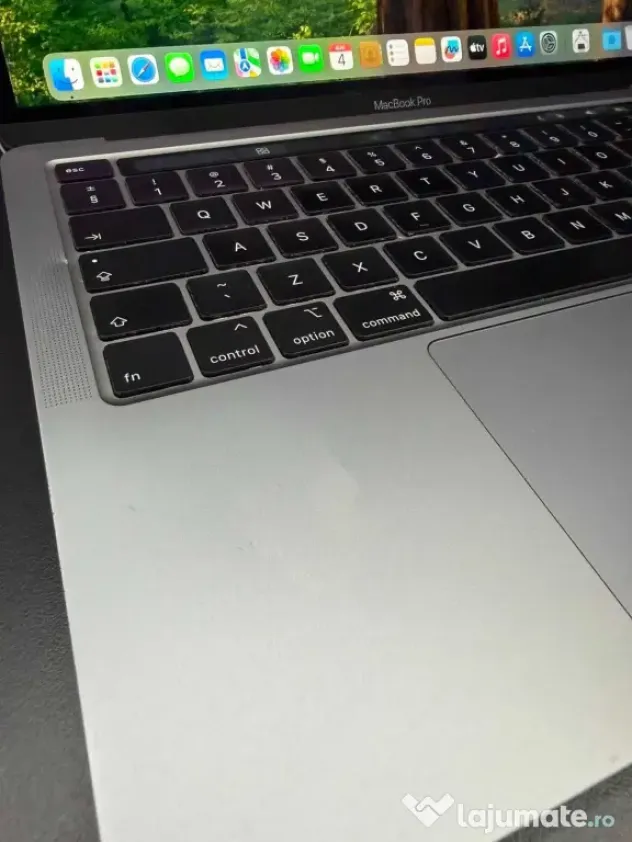MacBook Pro 13 Touch Bar 2020 Intel i5 1.4 ghz 16GB 2133mhz 256Gb ssd ID_1723