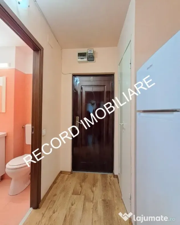 Garsoniera 32 mp cartier Manastur zona Petrom - Cluj-Napoca (Cluj)