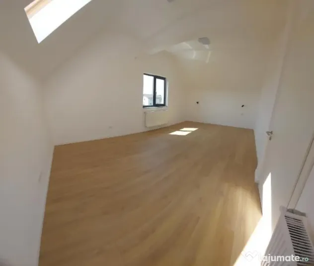 LA CHEIE-Individuala cocheta 5 camere, 4 bai si 180 mp teren liber - Bragadiru (Bucuresti-Ilfov)