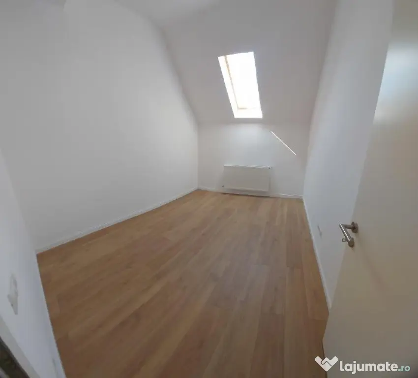 LA CHEIE-Individuala cocheta 5 camere, 4 bai si 180 mp teren liber - Bragadiru (Bucuresti-Ilfov)