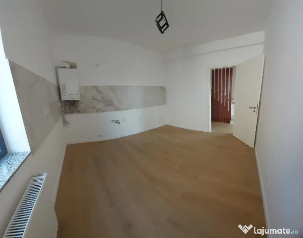 LA CHEIE-Individuala cocheta 5 camere, 4 bai si 180 mp teren liber - Bragadiru (Bucuresti-Ilfov)