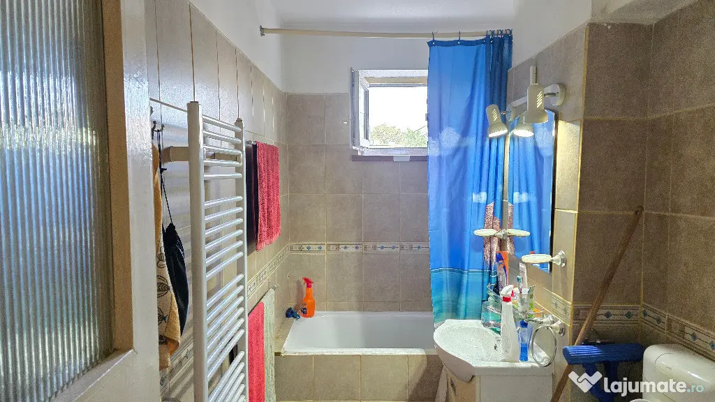 Vand apartament 2 camere decomandat in Deva, Bld. Balcescu, et. 3, - Deva (Hunedoara)