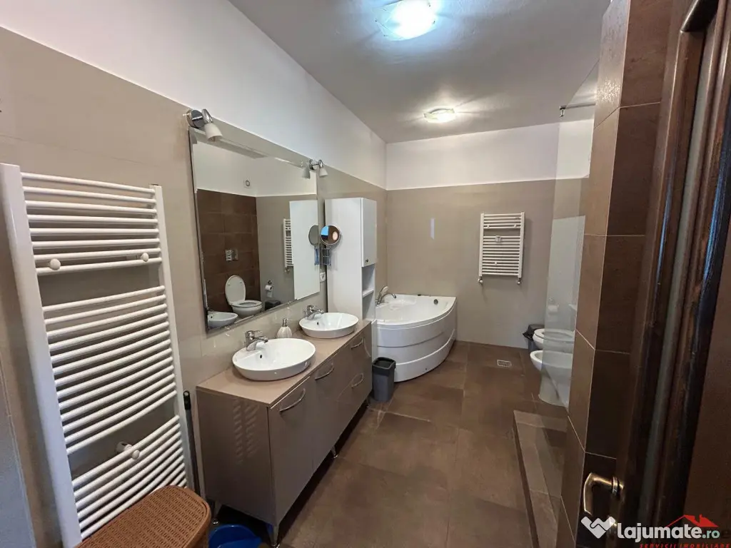 Apartament cu 3 camere de zona OCPI - Lidl - Focsani (Vrancea)