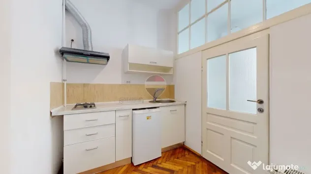 Comision 0% | Garsoniera de închiriat in centrul istoric - Brasov (Brasov)