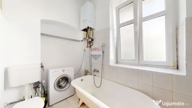 Comision 0% | Garsoniera de închiriat in centrul istoric - Brasov (Brasov)