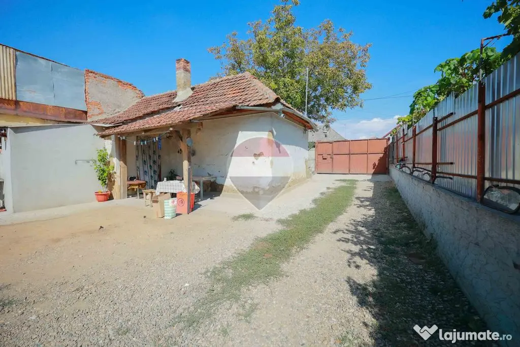De vânzare casă din văioagă, 588 mp teren, în zona O... - Oradea (Bihor)