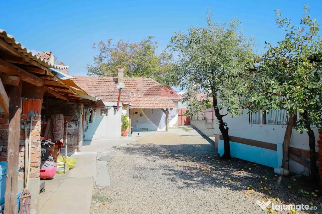 De vânzare casă din văioagă, 588 mp teren, în zona O... - Oradea (Bihor)