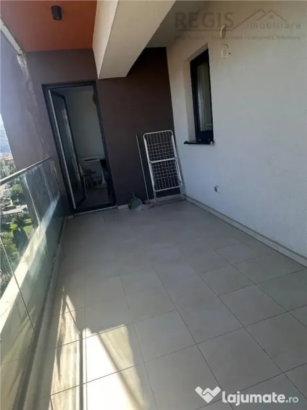 Garsoniera Avantgarden Faza 5 cu parcare si boxa - Brasov (Brasov)