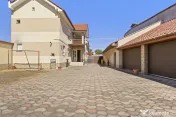 Casă/Spatiu comercial si teren 422 mp de inchiriat zona Uta 