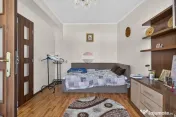 Casă/Spatiu comercial si teren 422 mp de inchiriat zona Uta 