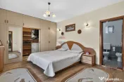 Casă/Spatiu comercial si teren 422 mp de inchiriat zona Uta 