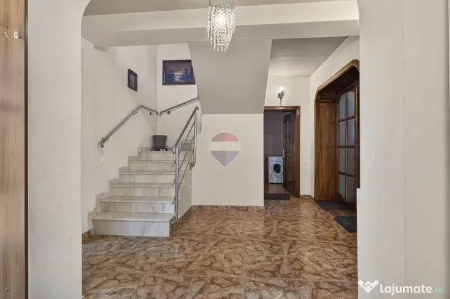 Casă/Spatiu comercial si teren 422 mp de inchiriat zona Uta - Arad (Arad)