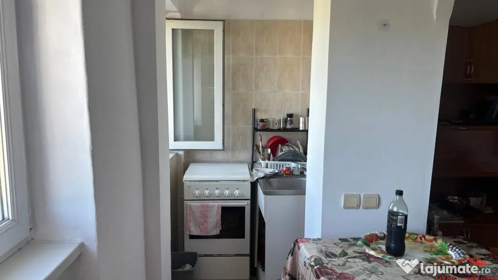 Garsoniera ,Comisia Centrala, et 4 cu izolatie, 27 mp - Focsani (Vrancea)