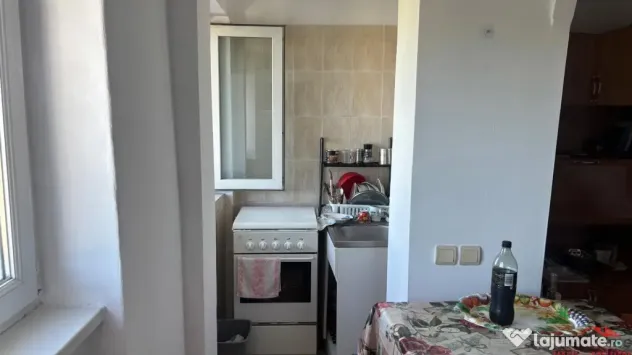 Garsoniera ,Comisia Centrala, et 4 cu izolatie, 27 mp - Focsani (Vrancea)