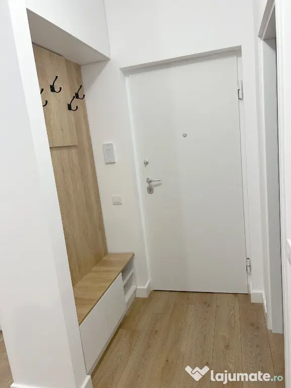 PF închiriez studio modern + loc de parcare | Complex Silk District - Iasi (Iasi)
