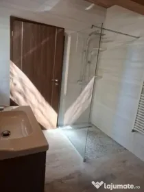 Inchiriez casa 3 camere,140mp utili,teren 1000mp,zona Simian, 700euro