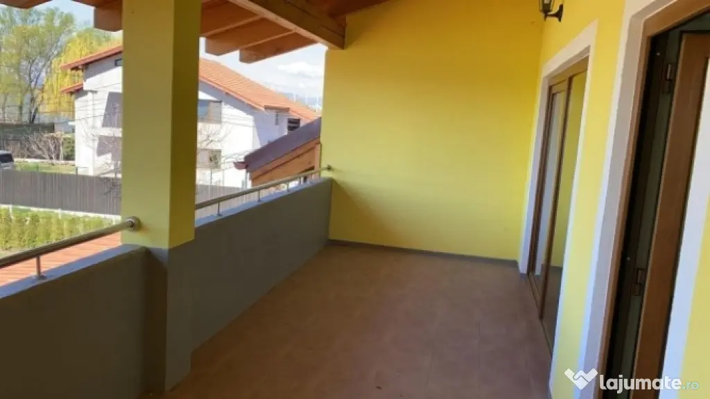 Inchiriez casa 3 camere,140mp utili,teren 1000mp,zona Simian, 700euro - Simian (Mehedinti)