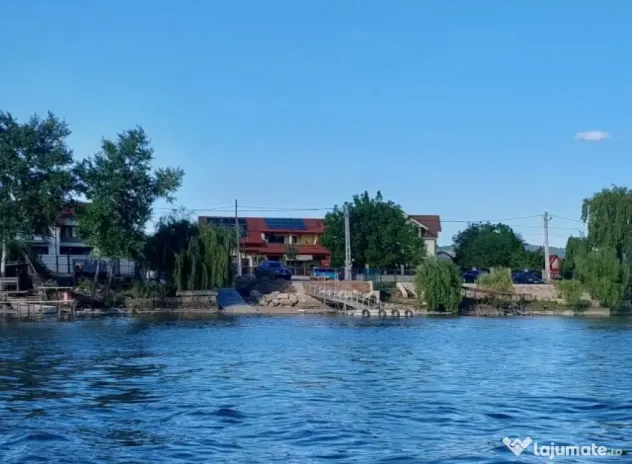 Inchiriez casa 3 camere,140mp utili,teren 1000mp,zona Simian, 700euro - Simian (Mehedinti)