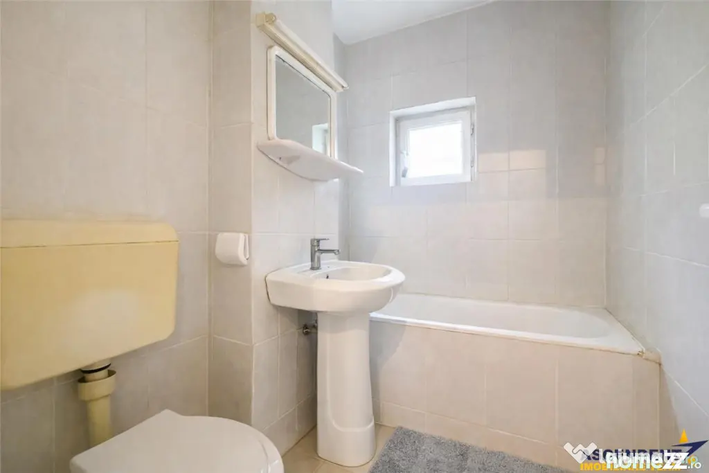 Apartament confortabil,2 camere,etaj 2,zona linistita si acc - Sfantu Gheorghe (Covasna)