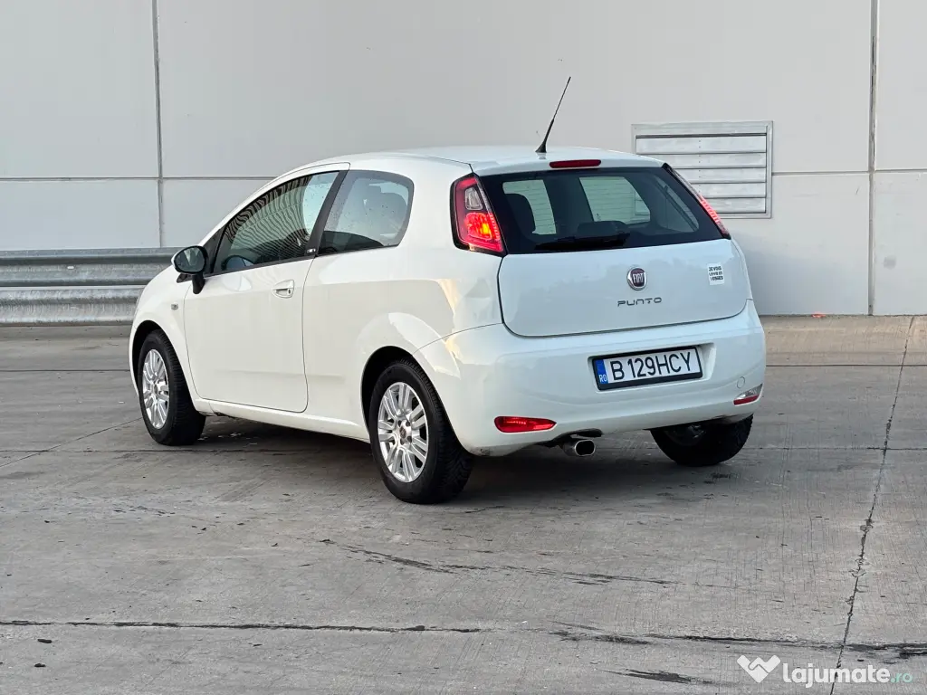 Vând Fiat Punto