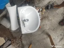 Vand ghiuveta ceramica cu picior