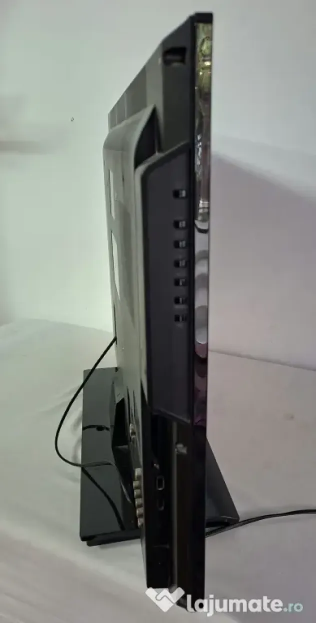 Televizor TOSHIBA