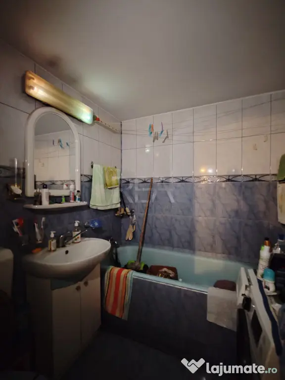 2 camere, decomandat, et 2/8, bloc din 1982- Drumul Taberei - Bucuresti (Bucuresti-Ilfov)