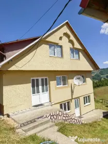 Vând Pensiune sau Casa de vacanta în loc Arieseni