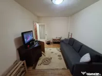Garsonieră utilată în zona Dragoș Vodă, deasupra mag. „La doi pași”