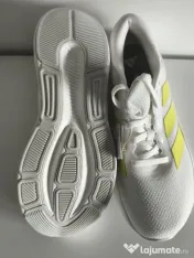 Adidas performante model Galaxy 8 