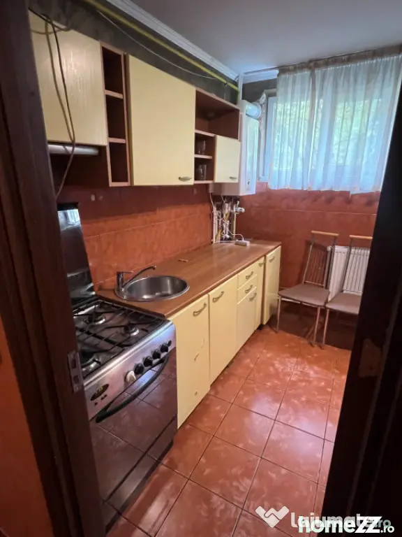 Apartament 2 camere, 55 mp, zona Rovine - Craiova (Dolj)
