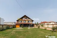 Proprietate cu 2 case si curte in Oarja, AG