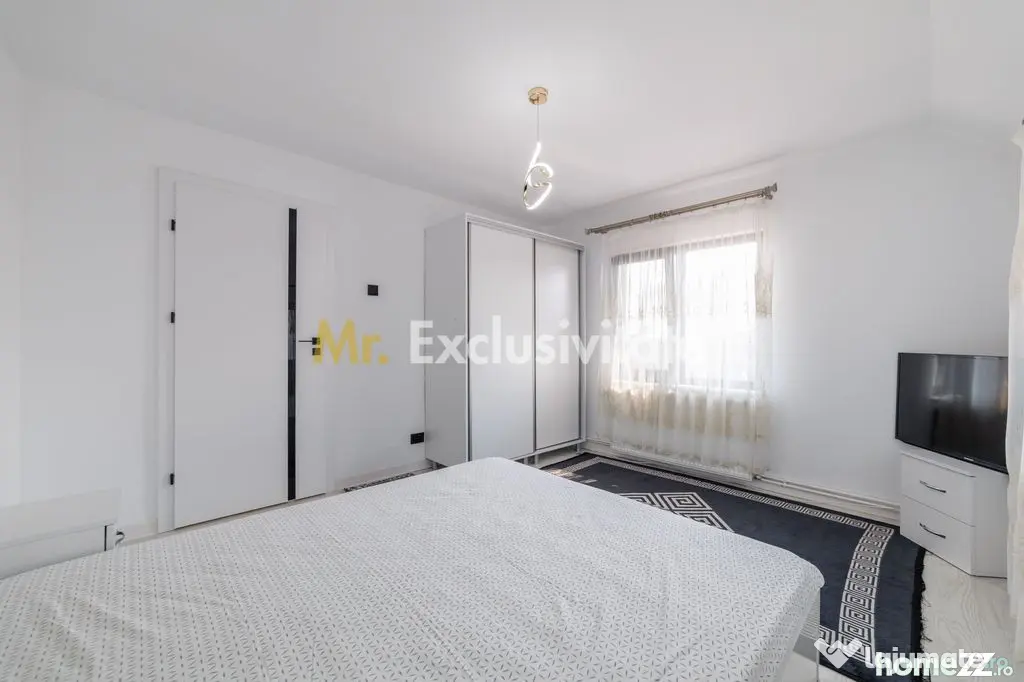Proprietate cu 2 case si curte in Oarja, AG - Oarja (Arges)