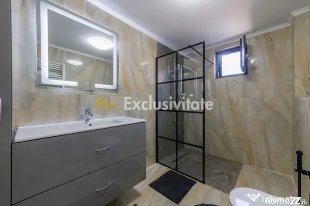 Proprietate cu 2 case si curte in Oarja, AG - Oarja (Arges)