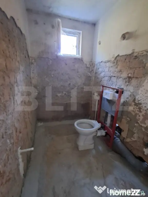 Apartament 2 camere, 52 mp, balcon, renovări esențiale, Mu - Targu Mures (Mures)