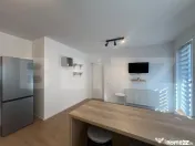 Apartament 2 camere, parcare subterana, zona Vivo 