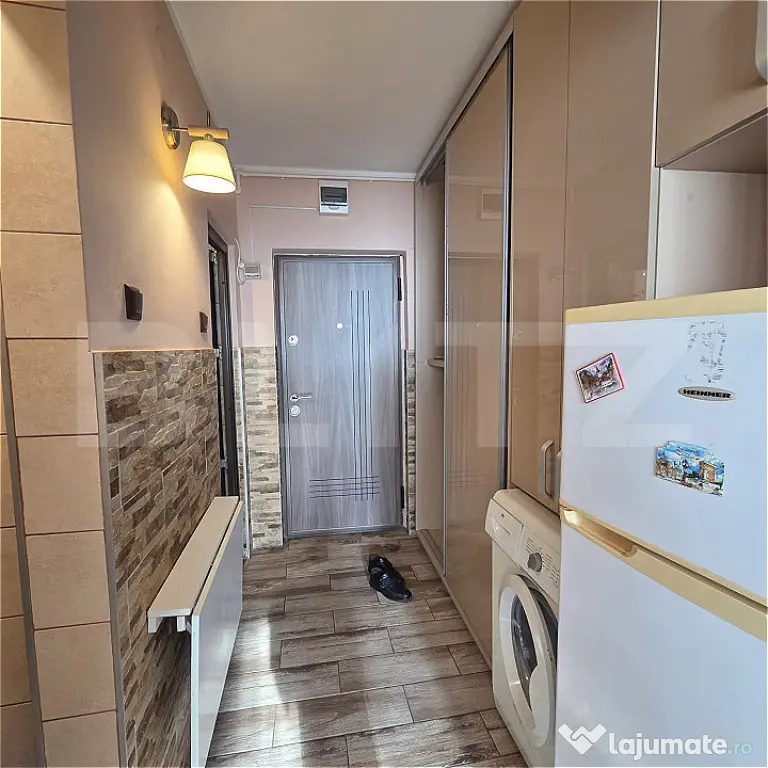Apartament o camera, 37mp, Decomandat, Zona Tiglina 1 - Galati (Galati)
