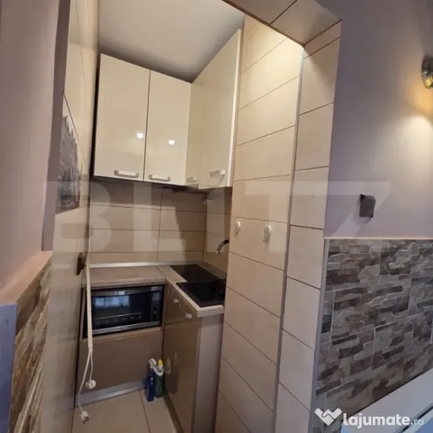 Apartament o camera, 37mp, Decomandat, Zona Tiglina 1 - Galati (Galati)