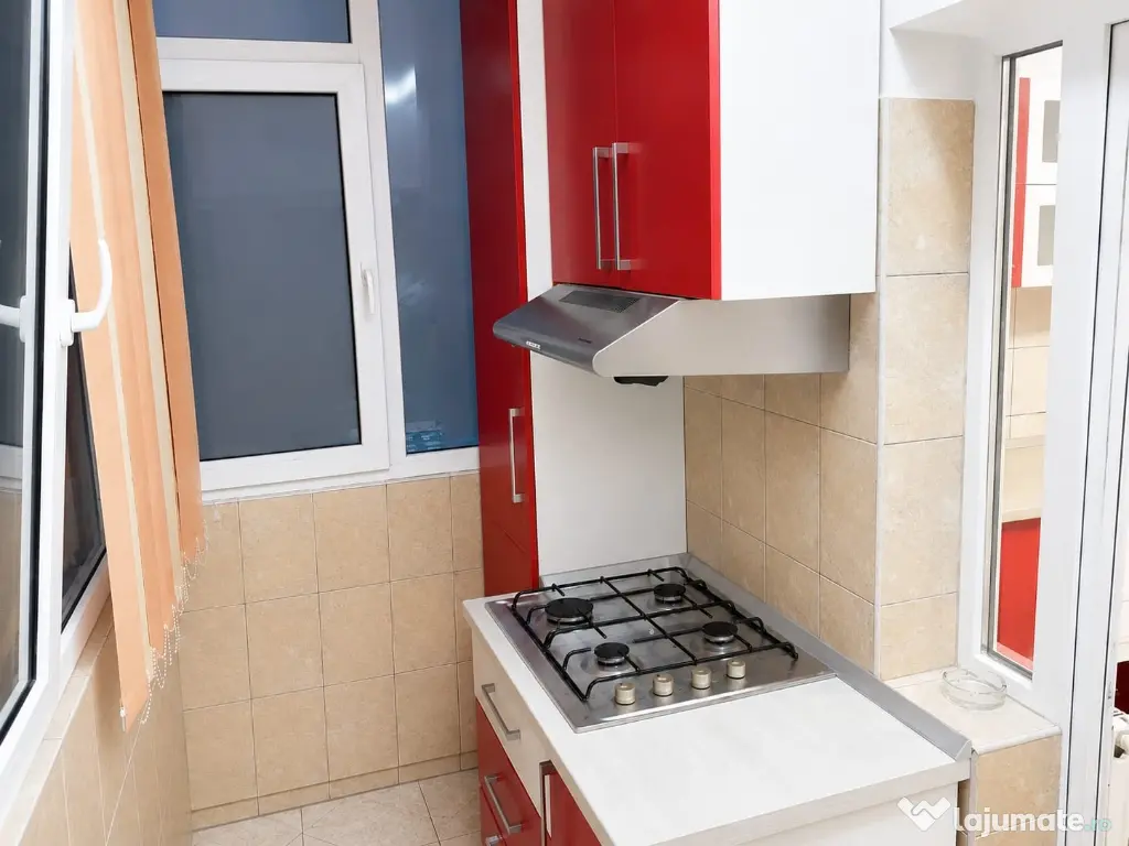 inchiriez apart 3 camere Faleza nord