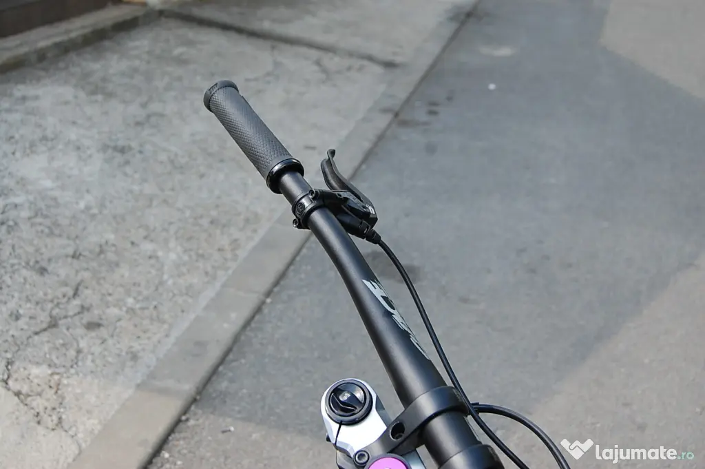 Bicicleta yt tues 2021