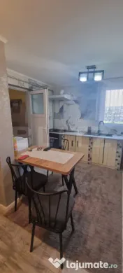 Apartament cu 3 camere 