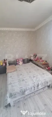 Apartament cu 3 camere 