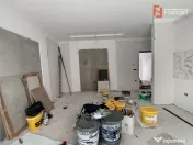Apartament cu 2 camere, 53 mp decomandat, Etaj 1, in Giroc - 