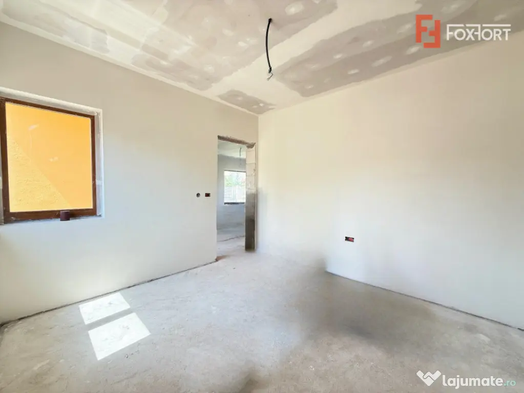 Duplex cu 5 camere, 117 mp utili si 348 mp teren, de vanzare - Sacalaz (Timis)
