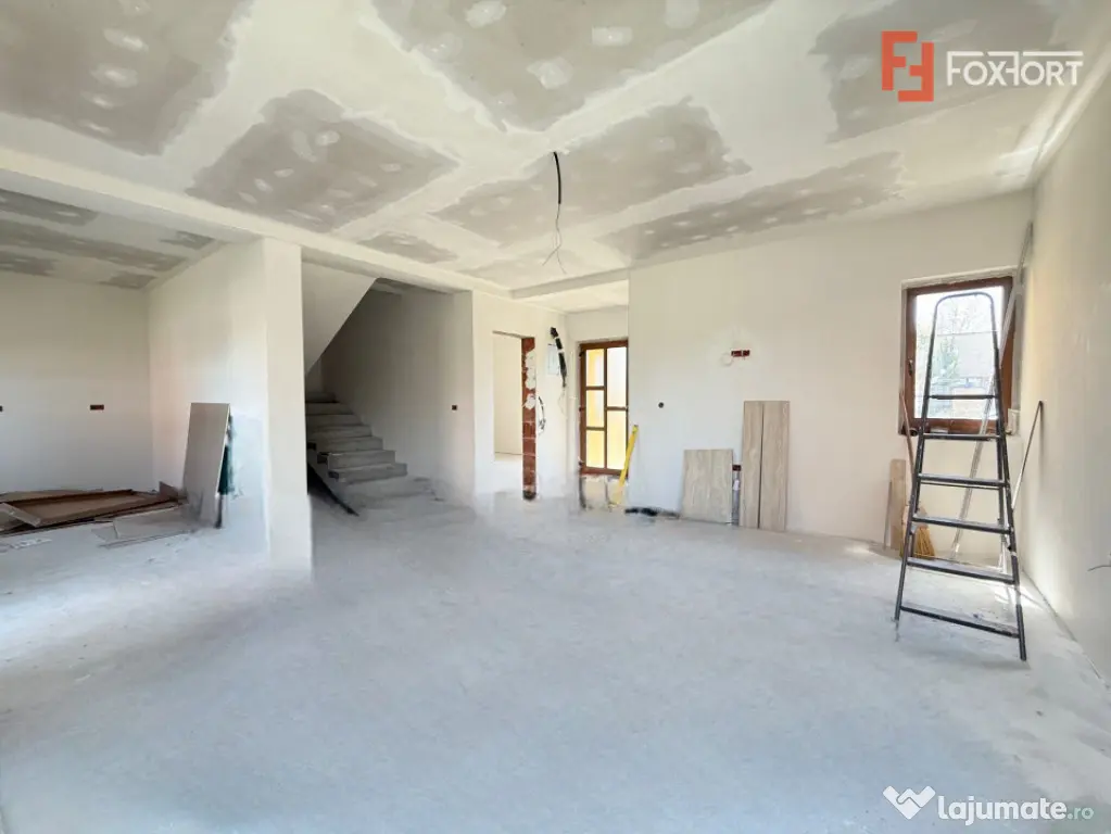 Duplex cu 5 camere, 117 mp utili si 348 mp teren, de vanzare - Sacalaz (Timis)